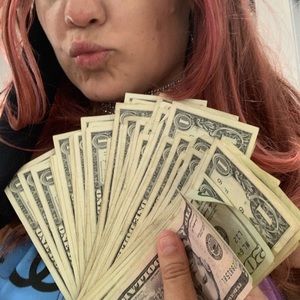 Meet your Posher, Kellie